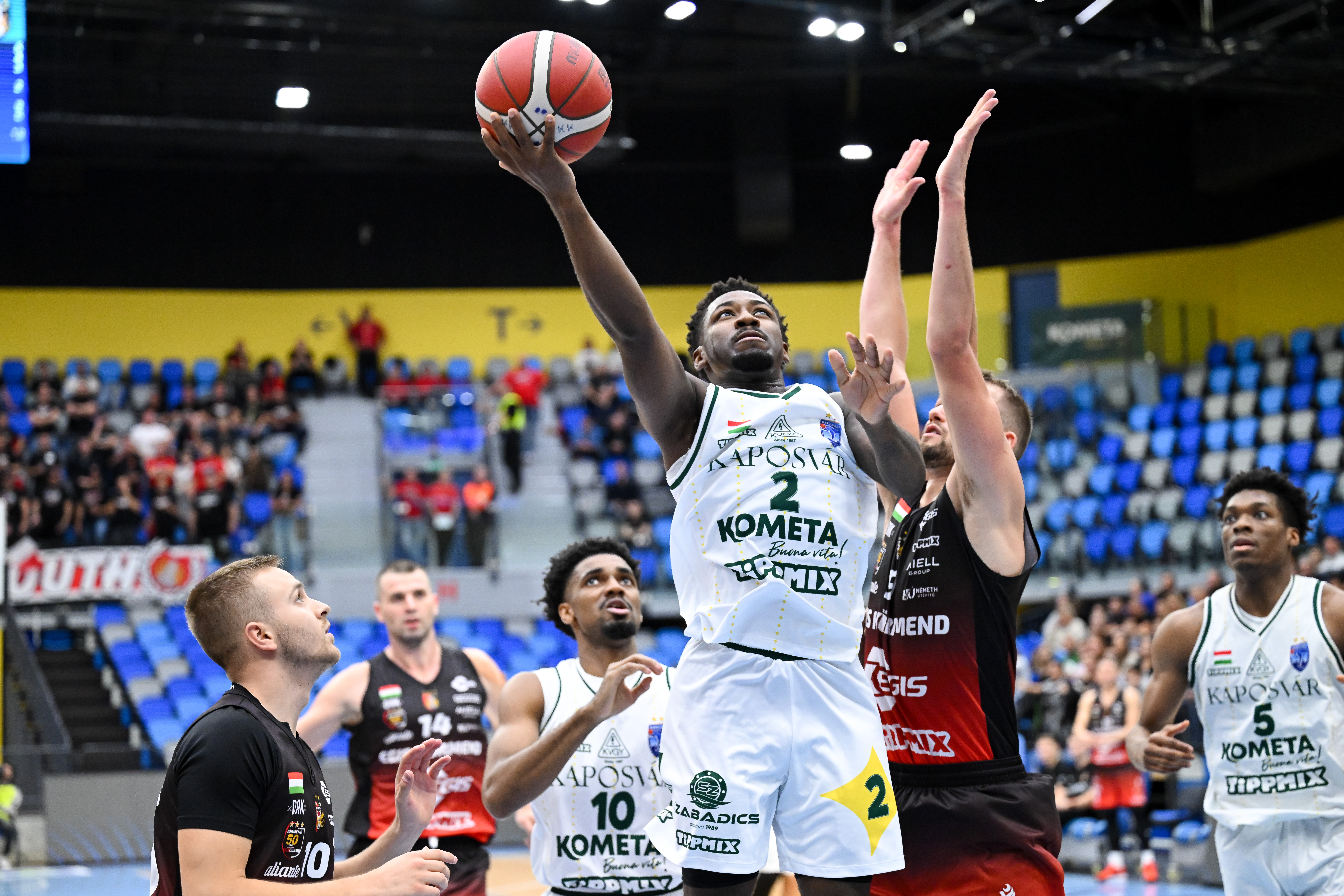 Kometa_Kaposvar_-_Egis_Kormend-14